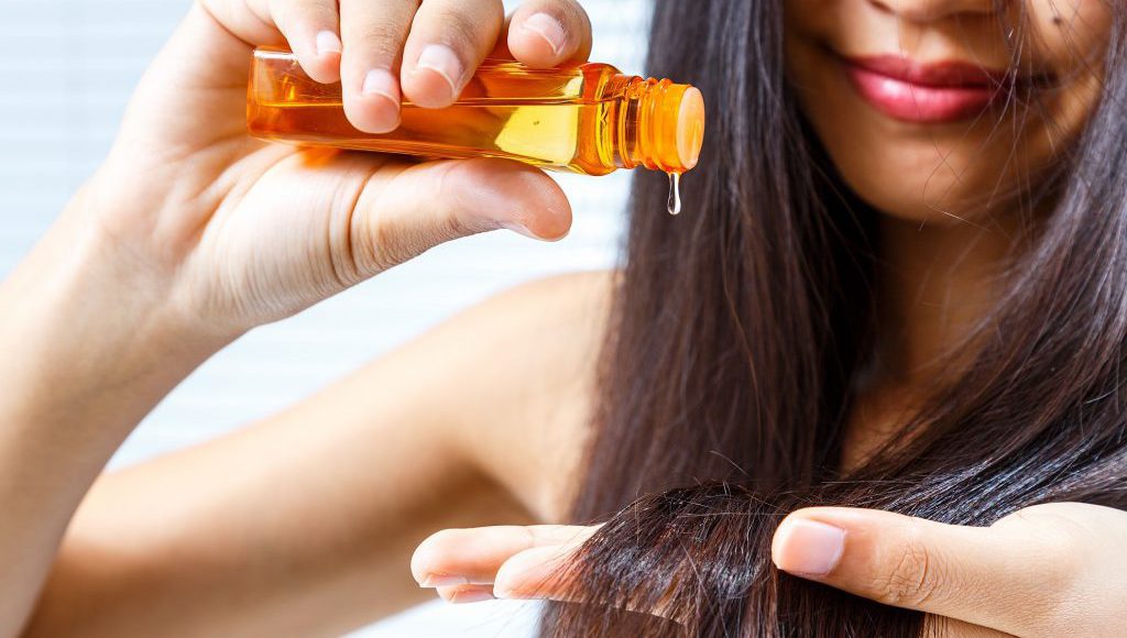 Carboxiterapie vs Tratament cu ulei de păr. Pe care să-l alegem & De ce