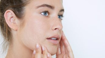 Cum se îngrijește pielea atopică? Cele mai bune produse de îngrijire a pielii